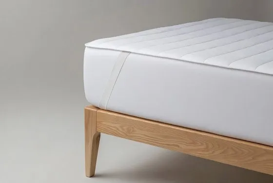 Захисний стьобаний наматрацник на гумці